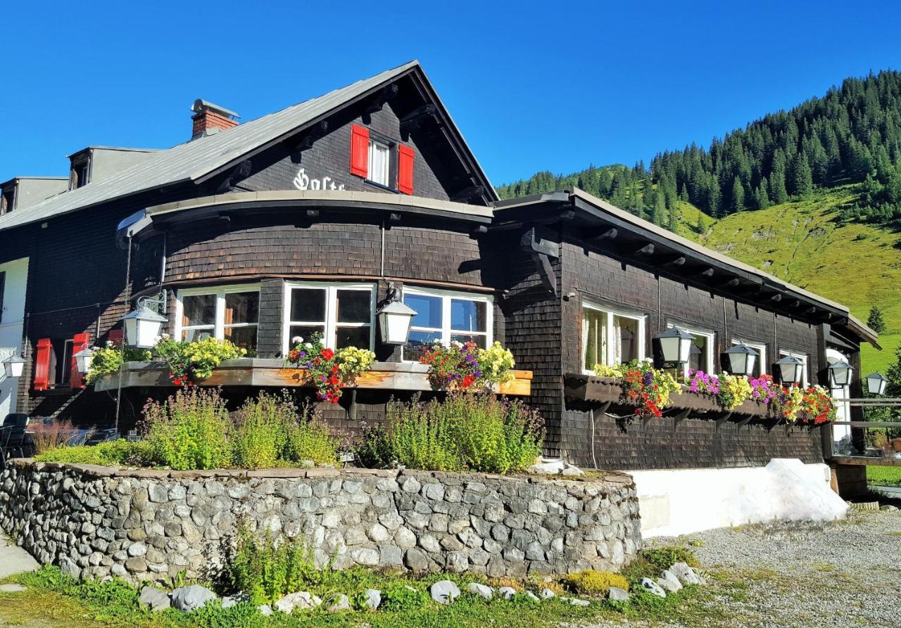 Gasthof Auerhahn Lech am Arlberg Bagian luar foto