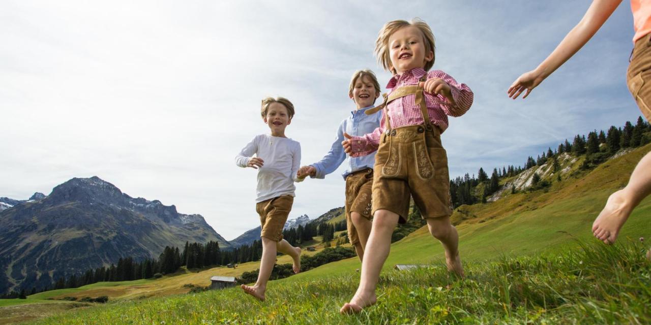 Gasthof Auerhahn Lech am Arlberg Bagian luar foto